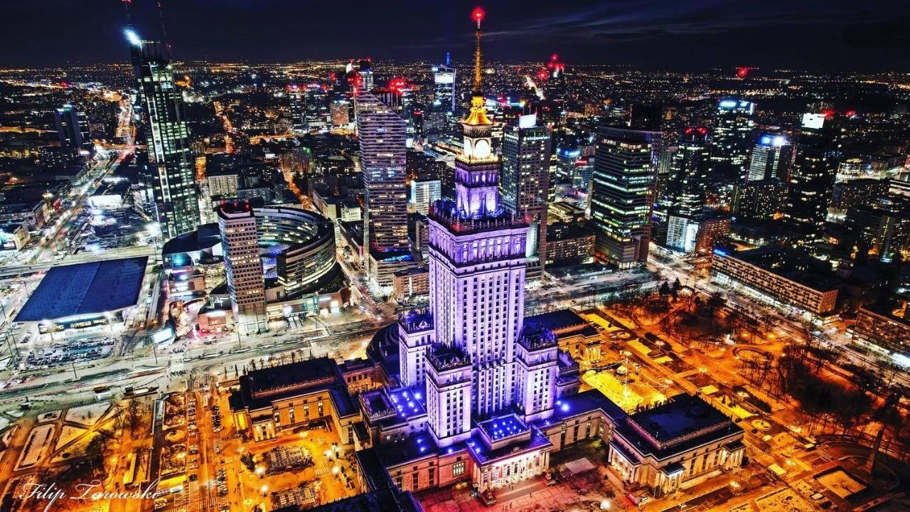 Gold 3 Metro X2 Wifi 300 Mbs 60'Tv Netflix Hbo Appletv+ Apartment Warsaw Exterior photo